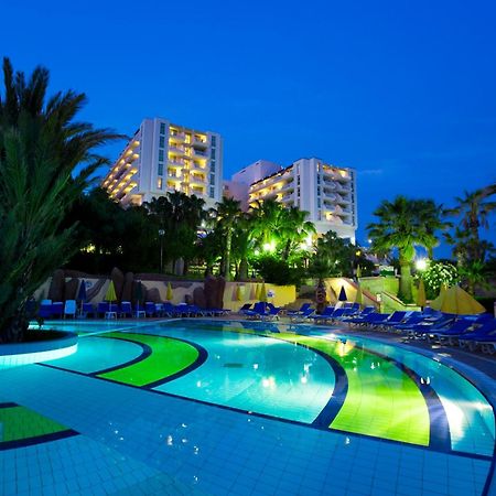 Fantasia Deluxe Hotel Κουσάντασι Εξωτερικό φωτογραφία