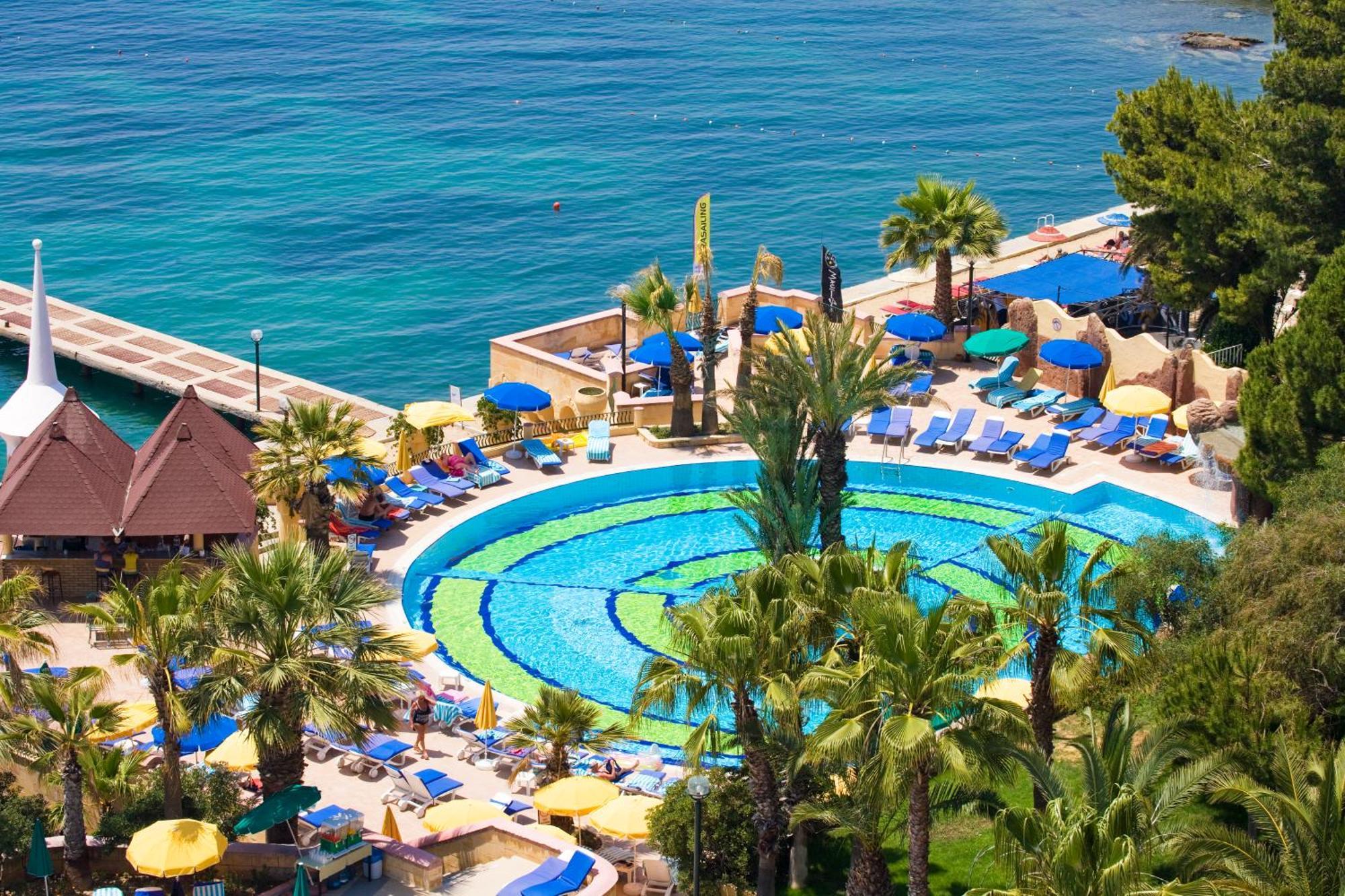 Fantasia Deluxe Hotel Κουσάντασι Εξωτερικό φωτογραφία