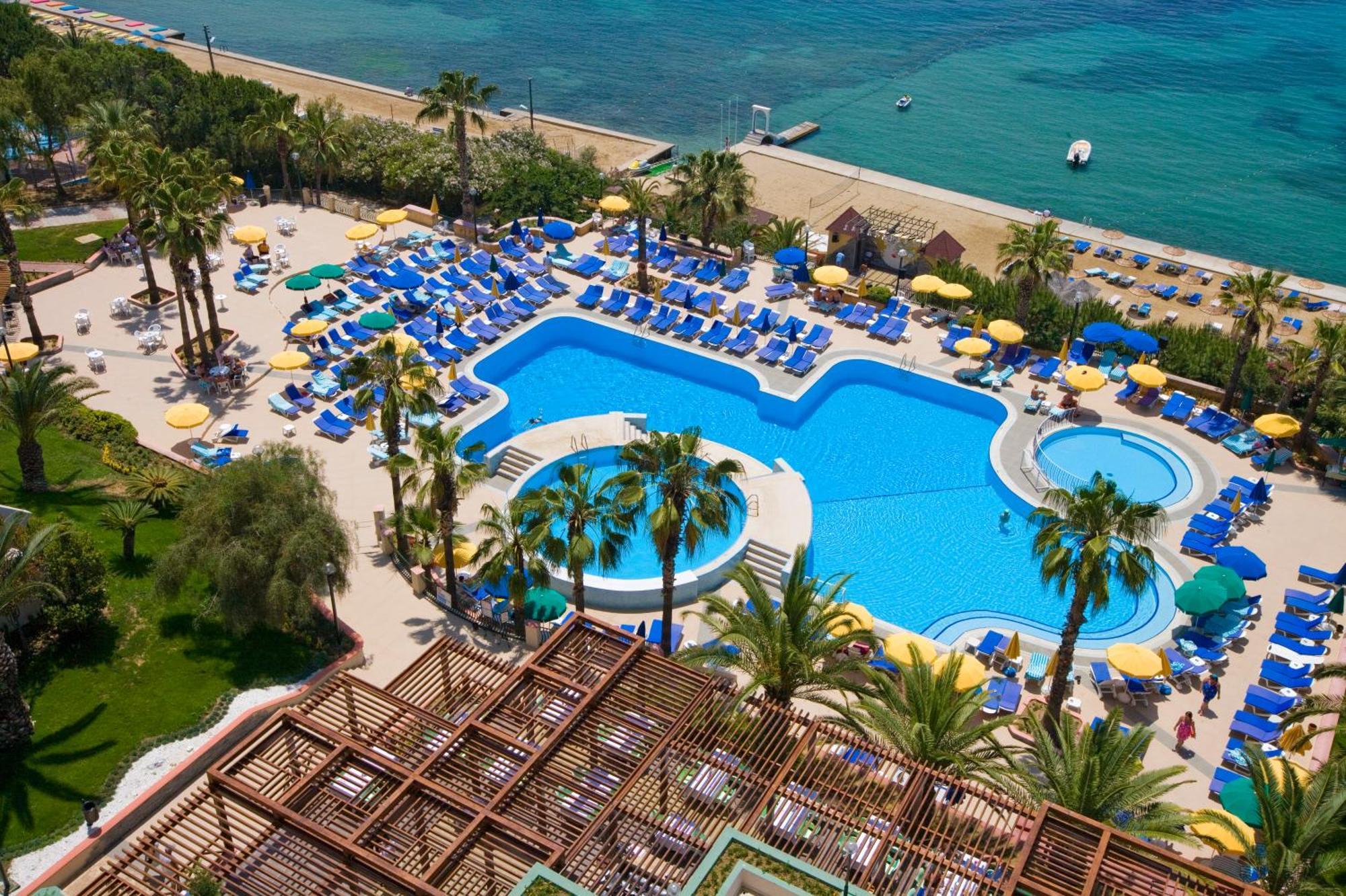 Fantasia Deluxe Hotel Κουσάντασι Εξωτερικό φωτογραφία