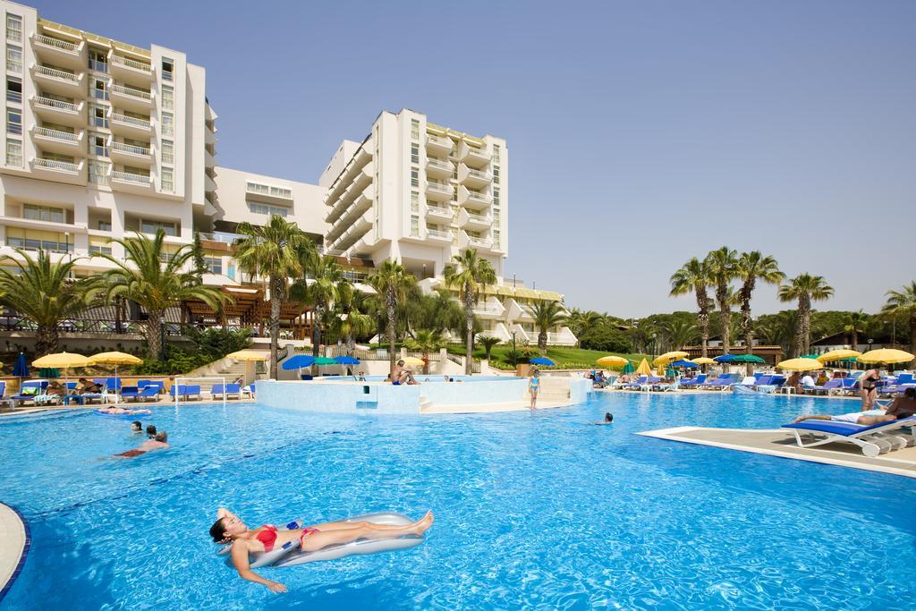 Fantasia Deluxe Hotel Κουσάντασι Εξωτερικό φωτογραφία